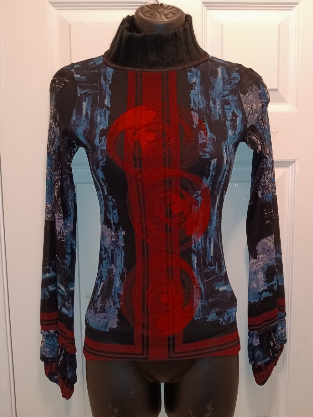 Uncommon Save The Queen Black Long-Sleeve Turtleneck Top with Red & Blue Print S